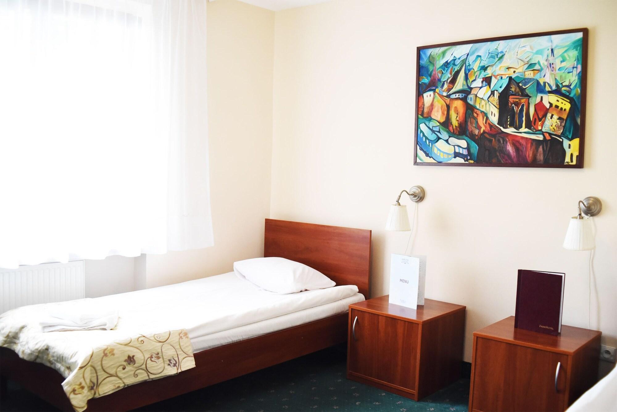 Parkhotel Economic Wielka Wies  ภายนอก รูปภาพ