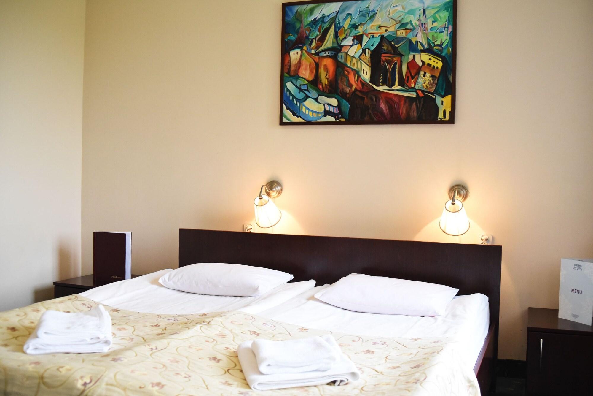 Parkhotel Economic Wielka Wies  ภายนอก รูปภาพ