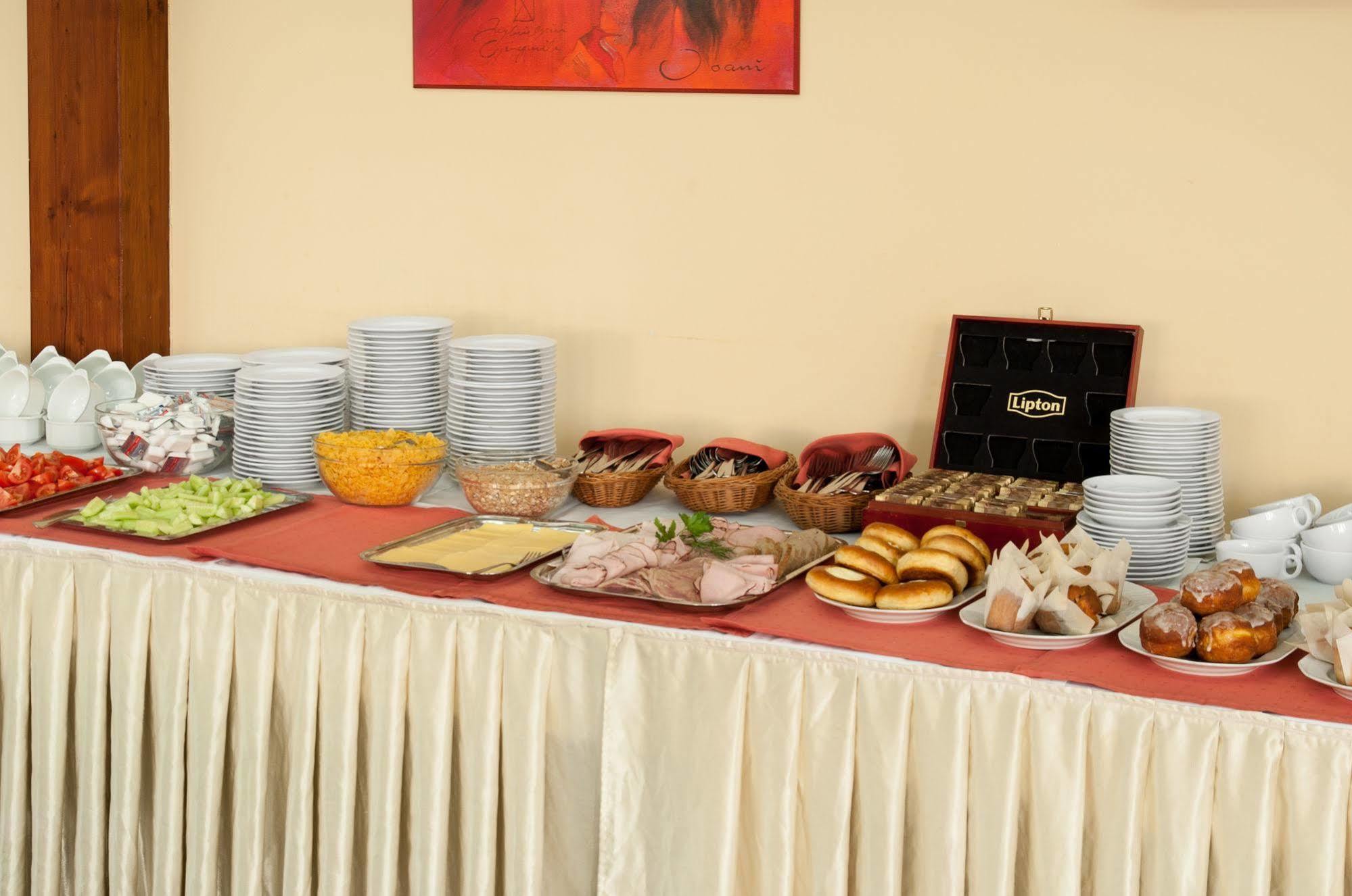 Parkhotel Economic Wielka Wies  ภายนอก รูปภาพ